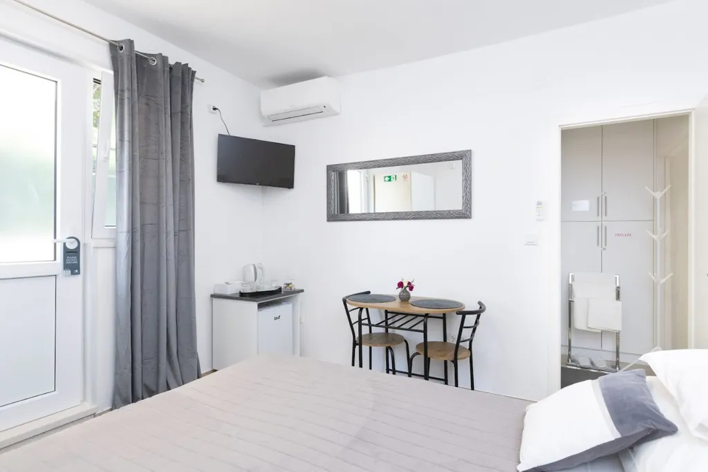 Air-Conditioned Apartment for 2 in Dubrovnik