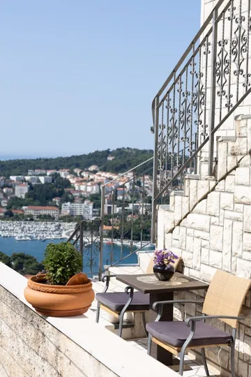 Air-Conditioned Apartment for 2 in Dubrovnik