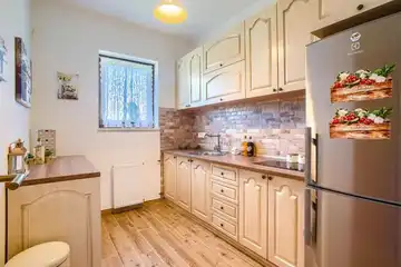 Ružić Villa for Up to 10 Guests