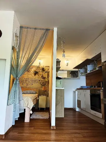 Ika Studio Apartment for Up to 3 Guests