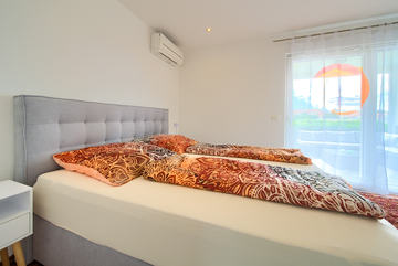 Villa with Heated Pool and Sea Views in Klimno