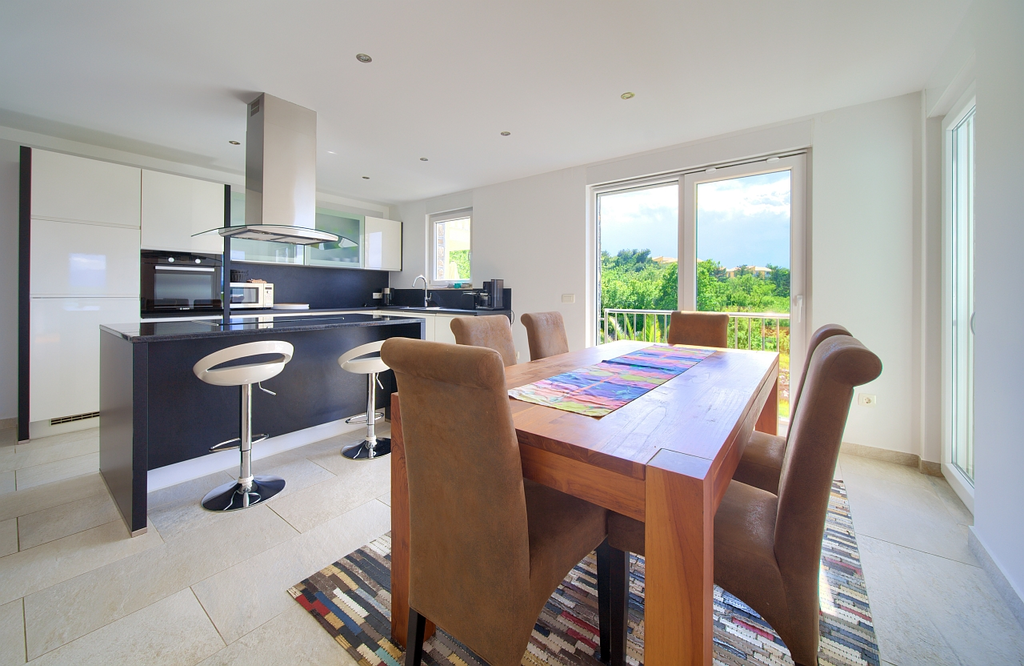 Villa with Heated Pool and Sea Views in Klimno