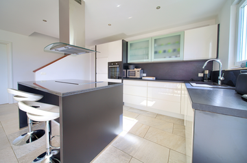 Villa with Heated Pool and Sea Views in Klimno