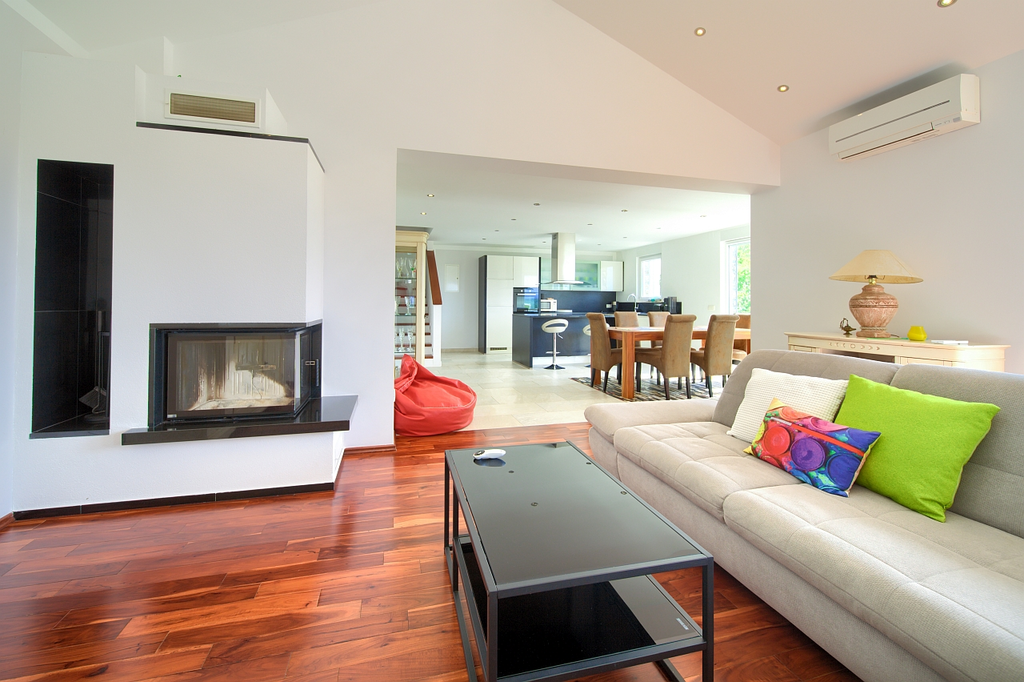 Villa with Heated Pool and Sea Views in Klimno