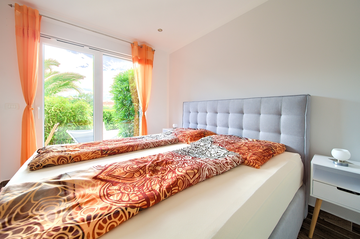 Villa with Heated Pool and Sea Views in Klimno