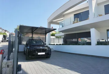 Villa in Vantačići (Krk) with Heated Pool