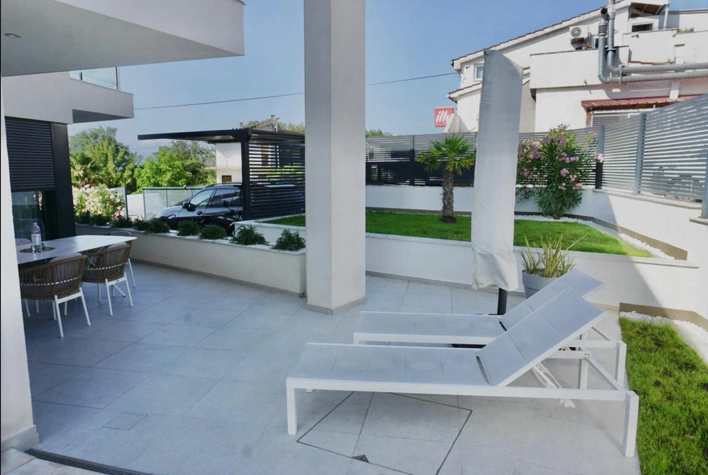 Villa in Vantačići (Krk) with Heated Pool