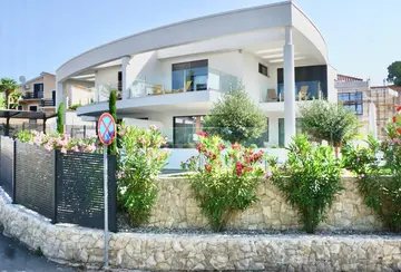 Villa in Vantačići (Krk) with Heated Pool