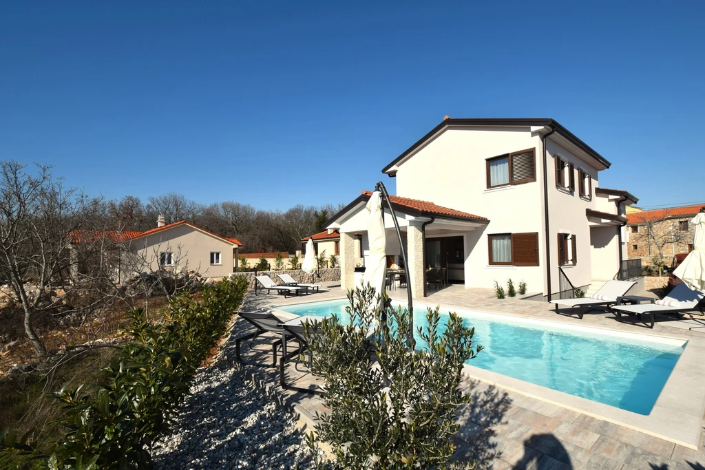 3-Bedroom Villa in Kras (Krk) for 6 Guests