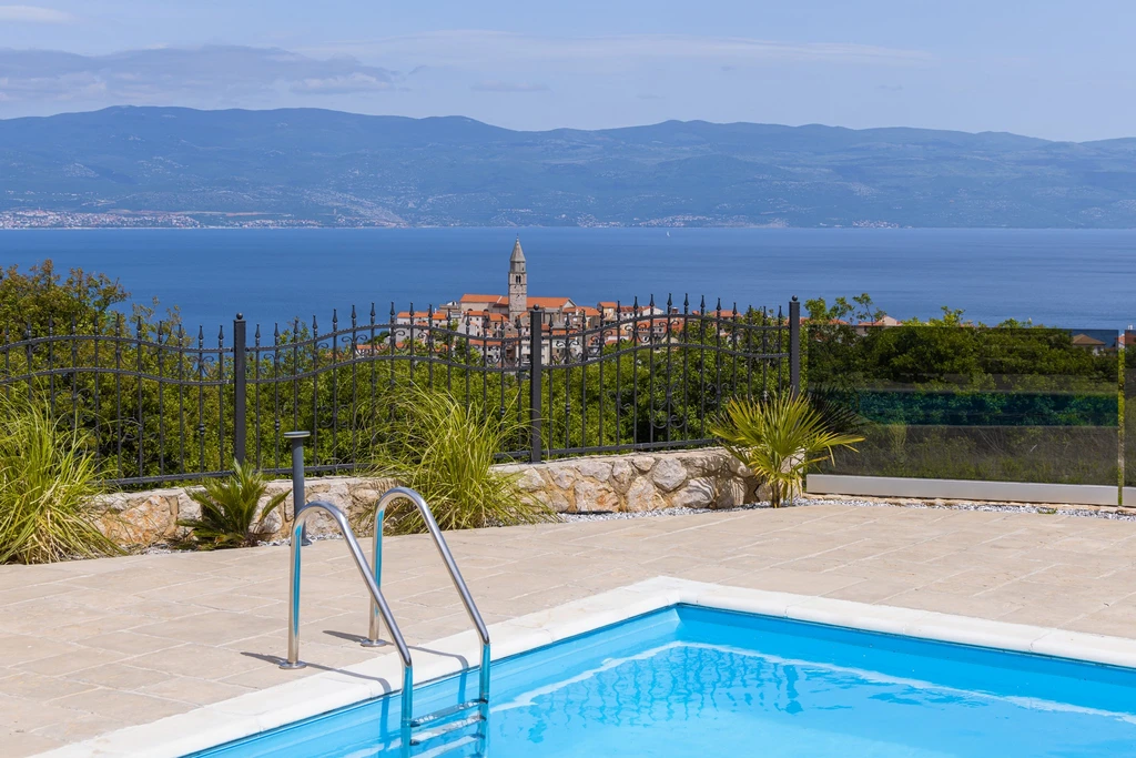 Villa in Vrbnik (Krk) with Heated Pool & Sea View