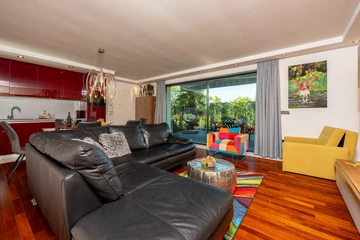 Malinska Apartment for Up to 5 Guests with Terraces