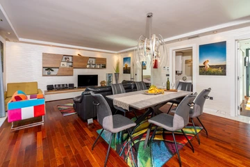 Malinska Apartment for Up to 5 Guests with Terraces