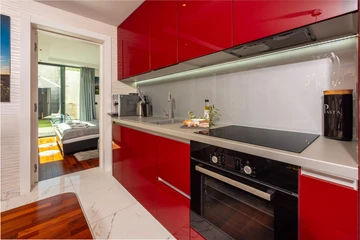 Malinska Apartment for Up to 5 Guests with Terraces