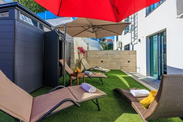 Malinska Apartment for Up to 5 Guests with Terraces