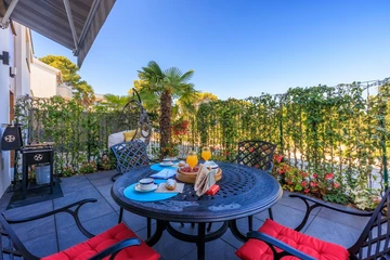 Malinska Apartment for Up to 5 Guests with Terraces