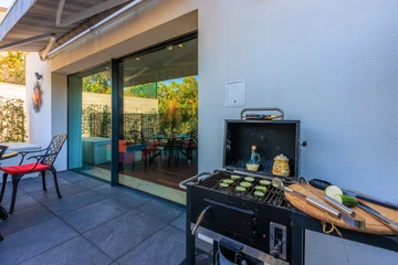 Malinska Apartment for Up to 5 Guests with Terraces