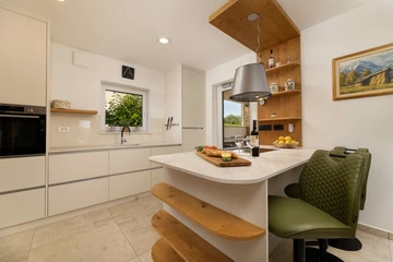 5-Bedroom Villa in Milohnići (Krk) for 10 Guests