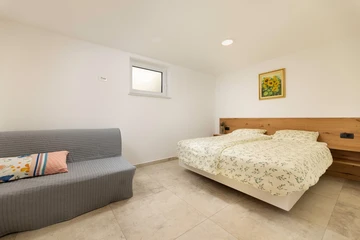 5-Bedroom Villa in Milohnići (Krk) for 10 Guests