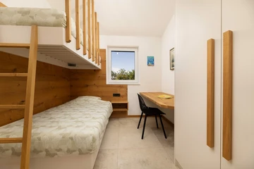 5-Bedroom Villa in Milohnići (Krk) for 10 Guests