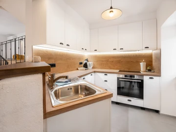 2-Bedroom Villa in Žgombići (Krk) for 6 Guests