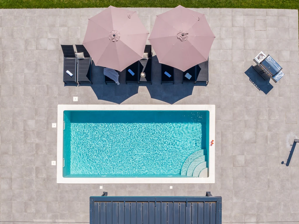 Villa with Saltwater Pool in Juršići