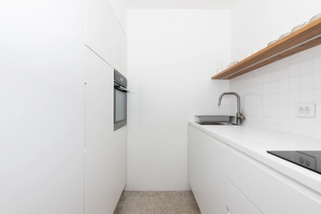 Crveni Vrh House for 4 with Private Beach Access