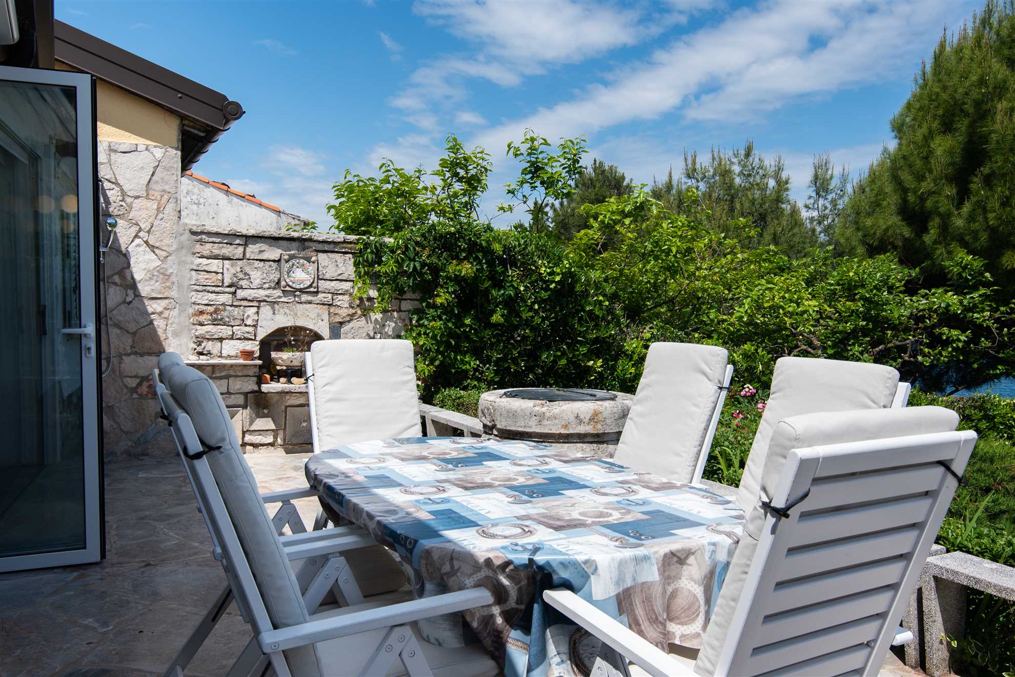 Beachfront House Sanja