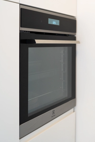 Crveni Vrh House for 4 with Private Beach Access