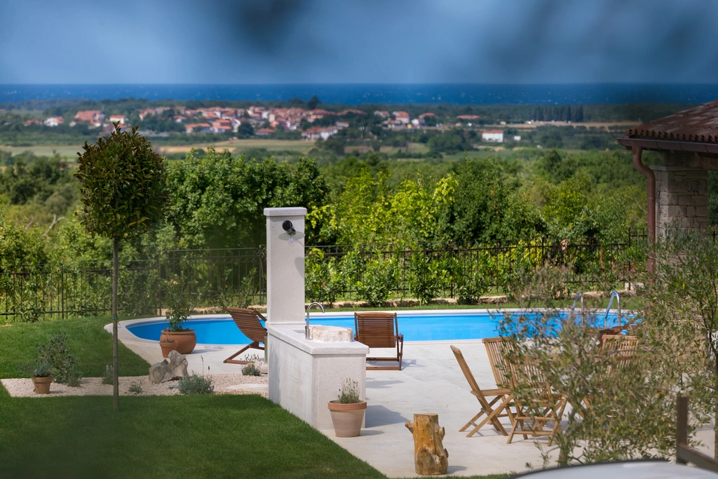 Vardica Holiday House with Private Pool and Sea View