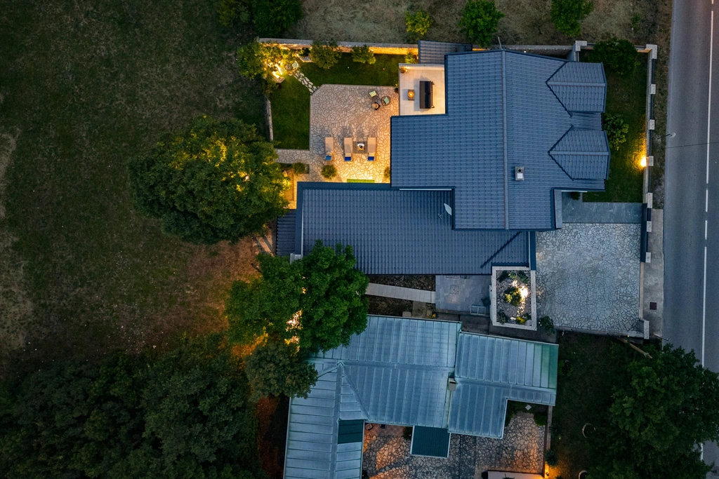 4-Bedroom Villa in Tribalj for Up to 8 Guests