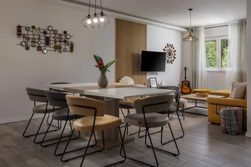 4-Bedroom Villa in Tribalj for Up to 8 Guests