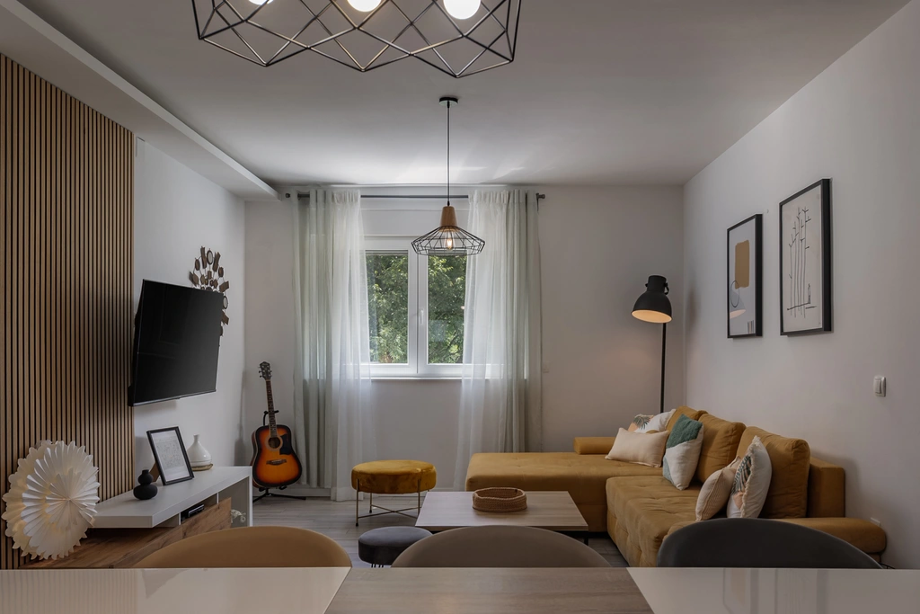 4-Bedroom Villa in Tribalj for Up to 8 Guests