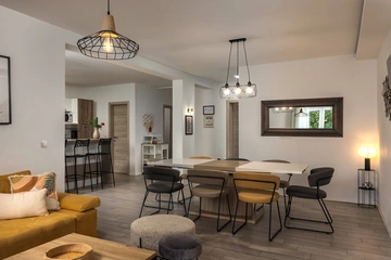 4-Bedroom Villa in Tribalj for Up to 8 Guests