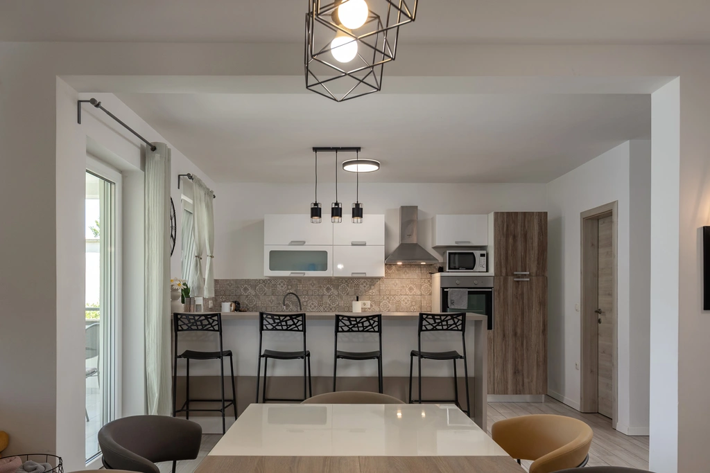 4-Bedroom Villa in Tribalj for Up to 8 Guests