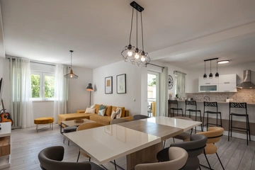 4-Bedroom Villa in Tribalj for Up to 8 Guests