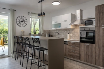 4-Bedroom Villa in Tribalj for Up to 8 Guests