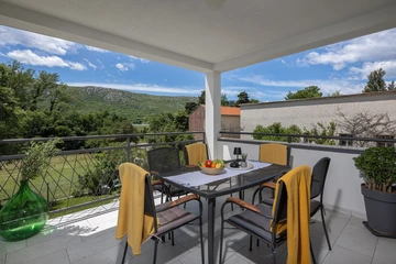 4-Bedroom Villa in Tribalj for Up to 8 Guests