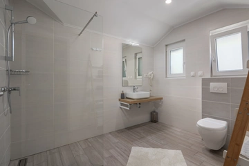 4-Bedroom Villa in Tribalj for Up to 8 Guests