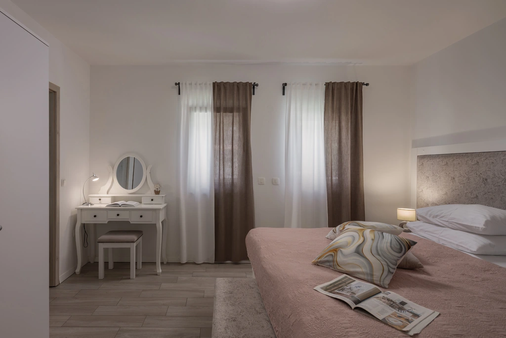 4-Bedroom Villa in Tribalj for Up to 8 Guests