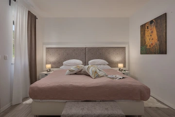 4-Bedroom Villa in Tribalj for Up to 8 Guests