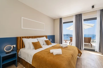 5-Bedroom Villa in Orasac for Up to 10 Guests