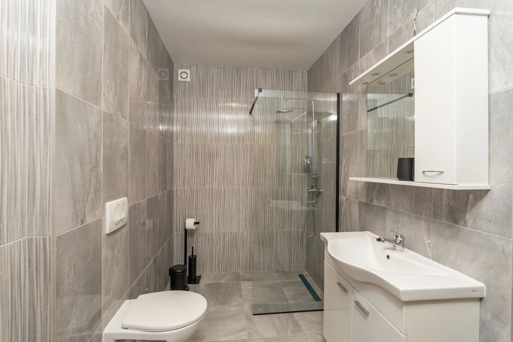 5-Bedroom Villa in Orasac for Up to 10 Guests