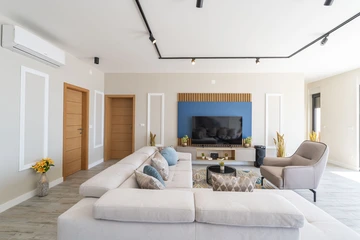 5-Bedroom Villa in Orasac for Up to 10 Guests