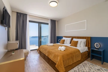 5-Bedroom Villa in Orasac for Up to 10 Guests