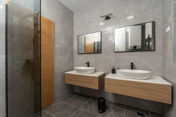 5-Bedroom Villa in Orasac for Up to 10 Guests