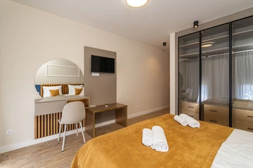 5-Bedroom Villa in Orasac for Up to 10 Guests