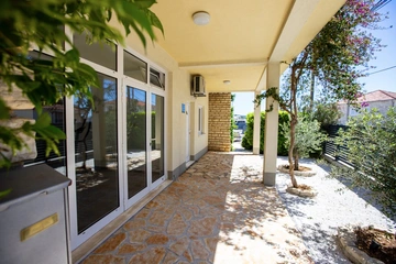 4-Bedroom Villa in Seget Donji for 8 Guests