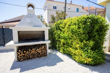 4-Bedroom Villa in Seget Donji for 8 Guests