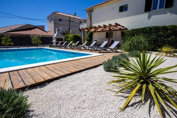 4-Bedroom Villa in Seget Donji for 8 Guests
