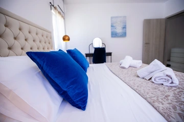 4-Bedroom Villa in Seget Donji for 8 Guests